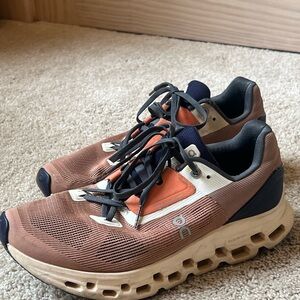 ON Women's Cloud Stratus 2 Running Shoe, Cork/Fawn